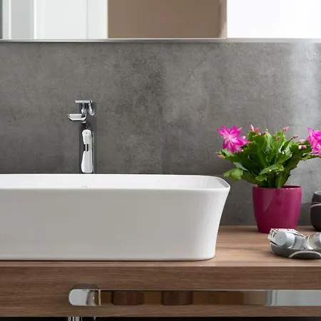 L'isola Che C'e - * كالياري